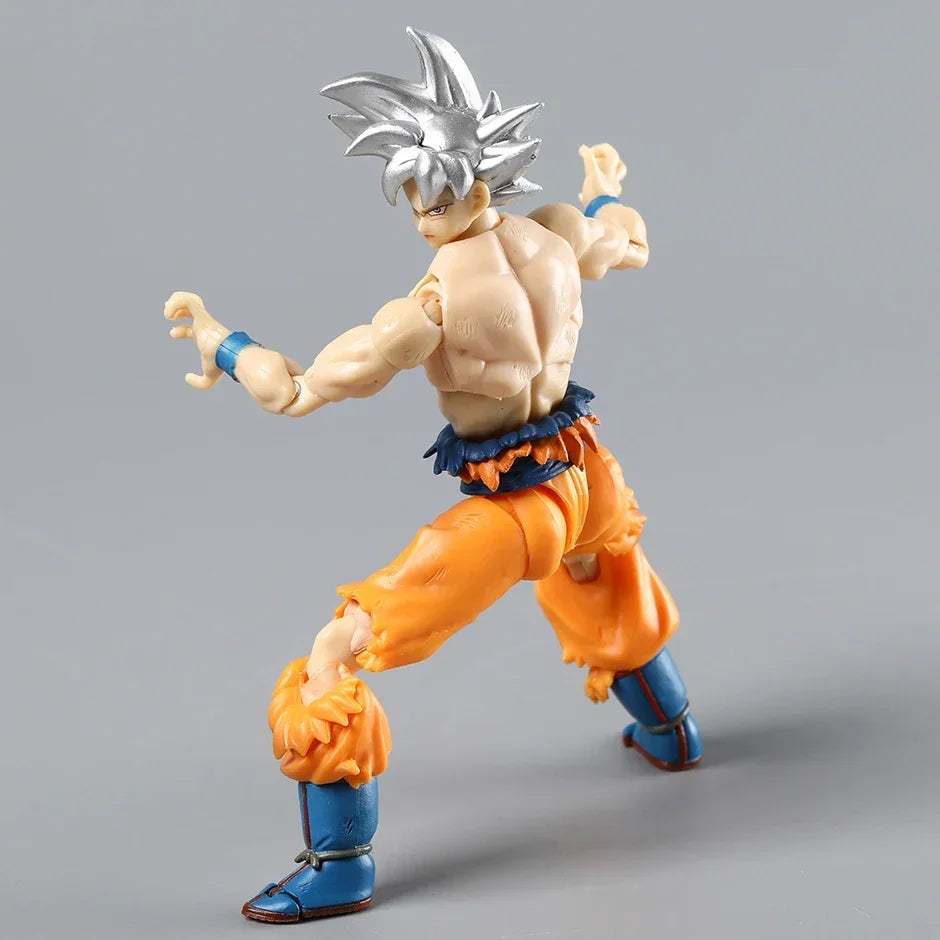 SHF Silver Hair Son Goku Ultra Instinct - Image 16